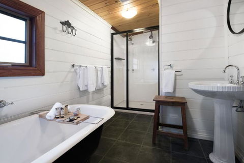All Views - Accommodation Broadbeach 3
