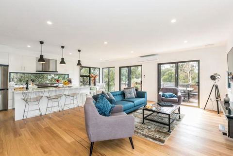 Allawah - Accommodation Broadbeach 1