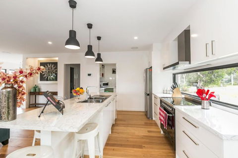 Allawah - Accommodation Broadbeach 3