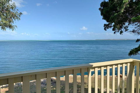 ALLIES PLACE - Accommodation Broadbeach 0