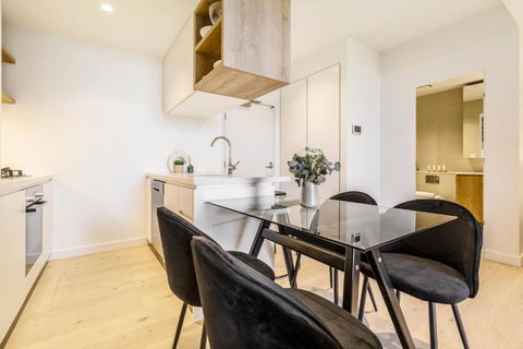 Alluring Oasis In The Heart Of South Melbourne - Accommodation Broadbeach 2