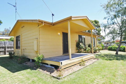 Alwyns By The Sea - Accommodation Broadbeach 0