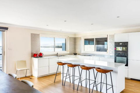 Amaroo - Accommodation Broadbeach 4