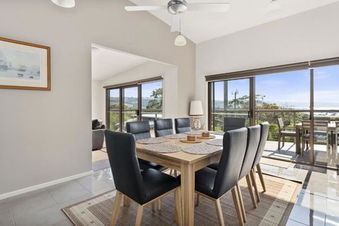 Amaroo - Accommodation Broadbeach 2