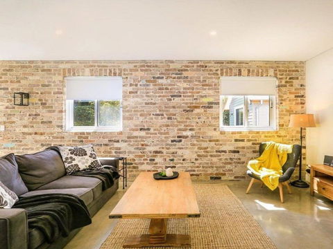 Amaroo - Accommodation Broadbeach 2