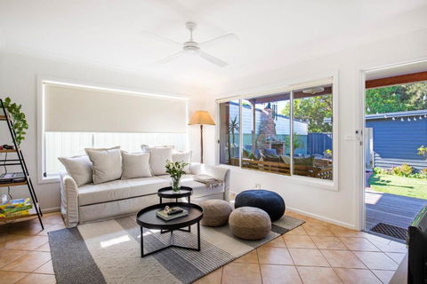 Amaroo - Pet Friendly - 2 Mins Walk To Beach - Outdoor Fireplace - Accommodation Broadbeach 2