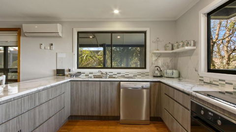 Anchored On Capes Upstairs - Accommodation Broadbeach 4