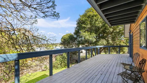 Anchored On Capes Upstairs - Accommodation Broadbeach 2