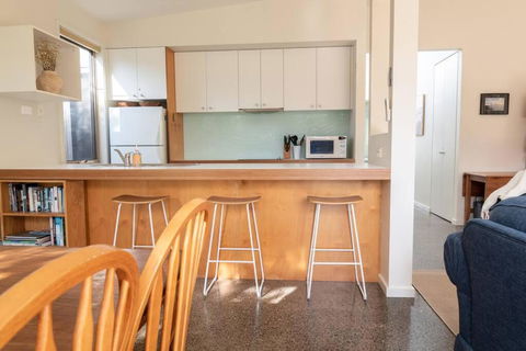 Anglesea Beach House, Just 250m To The Beach! - Accommodation Broadbeach 3