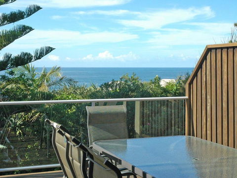 Angourie Blue 8 - Accommodation Broadbeach 4