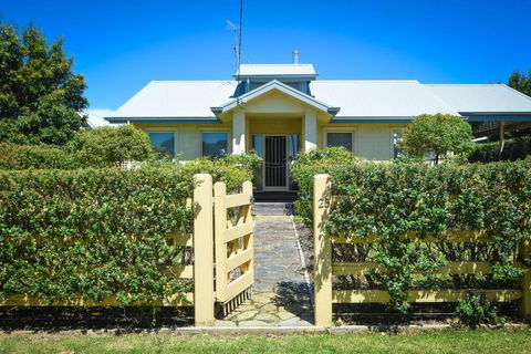 Anker - Accommodation Broadbeach 0