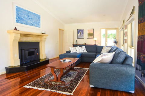 Anker - Accommodation Broadbeach 4