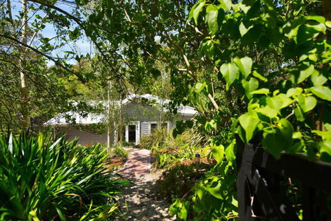 Annecy House - Accommodation Broadbeach 4