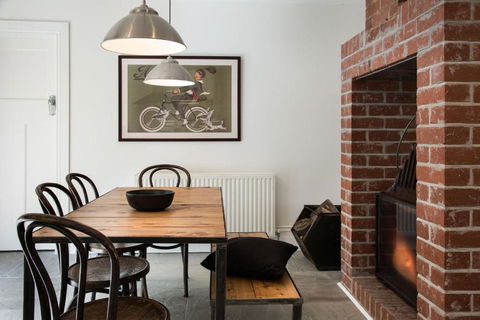 Annecy House - Accommodation Broadbeach 1