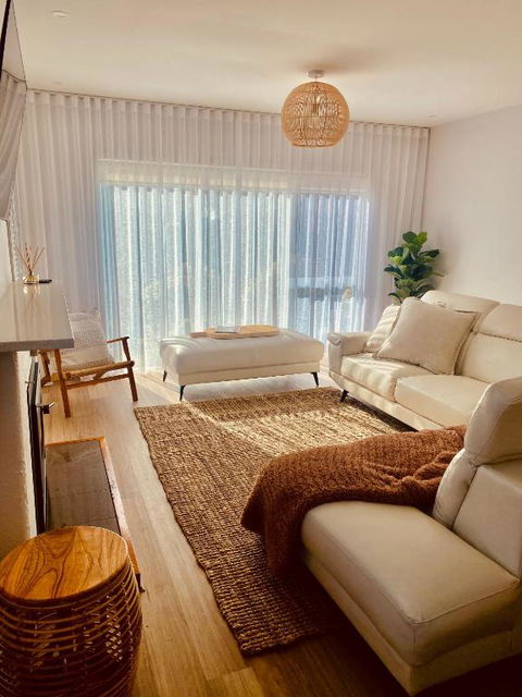 Antalya Beach House - Accommodation Broadbeach 2