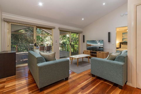 Allawah At Smiths Lake - Accommodation Broadbeach 4