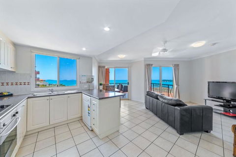 Airlie Dream - Accommodation Broadbeach 4