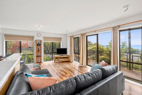 Apartment 5 Pacific Apartments - Accommodation Broadbeach 1