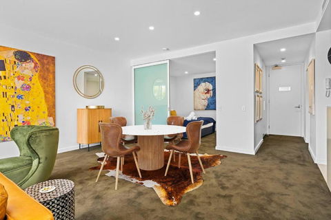 Apartment On Honeysuckle - Accommodation Broadbeach 4