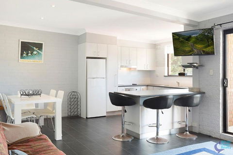 Apollo Unit 15 1st Floor - Accommodation Broadbeach 1