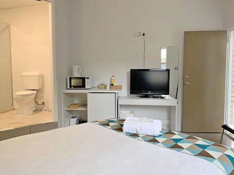 Aqua Blue Motel - Accommodation Broadbeach 2