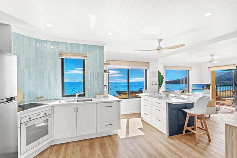 Aquarelle - Accommodation Broadbeach 2