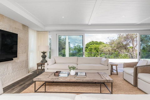 Aquarium 3 Bedroom - Accommodation Broadbeach 2