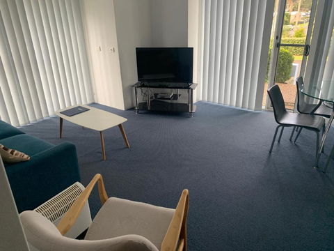 Aquarius Apartments Mollymook - Accommodation Broadbeach 3