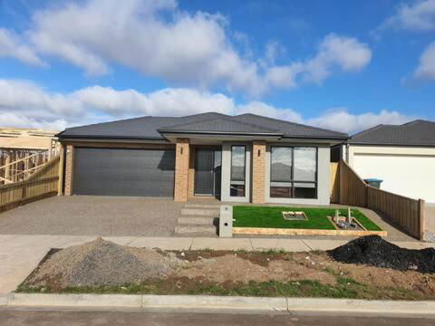 Ararat - Accommodation Broadbeach 2