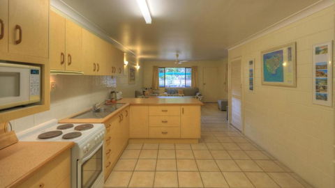 Arcadia Palms 2 - Accommodation Broadbeach 4