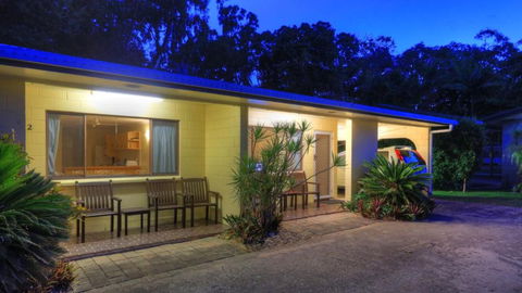 Arcadia Palms 2 - Accommodation Broadbeach 0