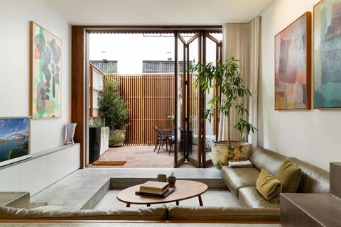 Architecture Designed Terrace - Accommodation Broadbeach 1