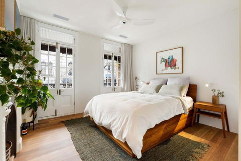Architecture Designed Terrace - Accommodation Broadbeach 3