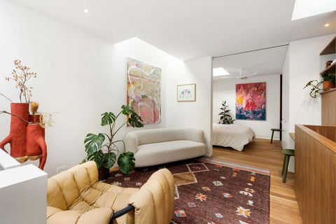Architecture Designed Terrace - Accommodation Broadbeach 4