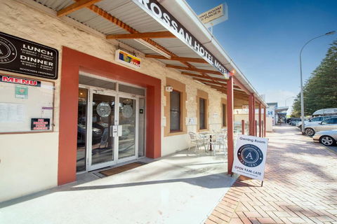 Ardrossan Hotel Motel - Accommodation Broadbeach 0