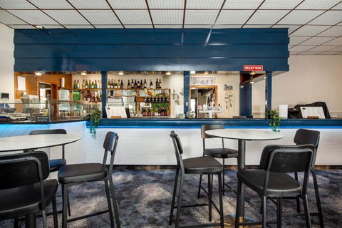 Ardrossan Hotel Motel - Accommodation Broadbeach 1
