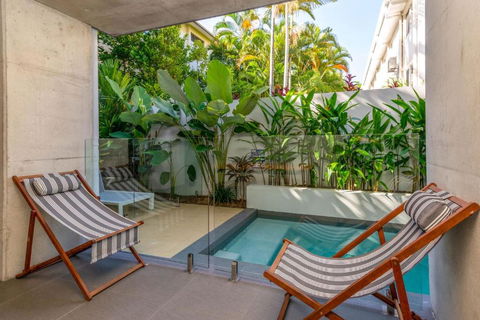 Aria Villa 2 Port Douglas - Accommodation Broadbeach 1