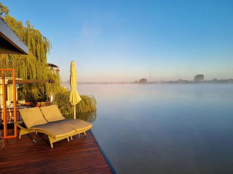Ark-imedes - Unique Float Home On The Murray River - Accommodation Broadbeach 1