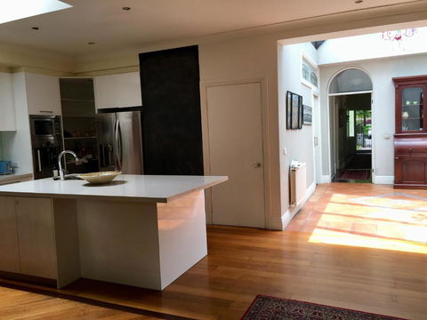Art House On The Park - Accommodation Broadbeach 3