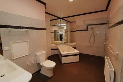 Art House On The Park - Accommodation Broadbeach 2