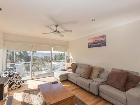 Aspect 1 8a Poley Cow Lane - Accommodation Broadbeach 2