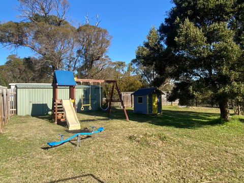At HOME On HOLMES - Accommodation Broadbeach 1