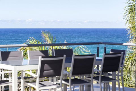 Atlantas - Accommodation Broadbeach 0