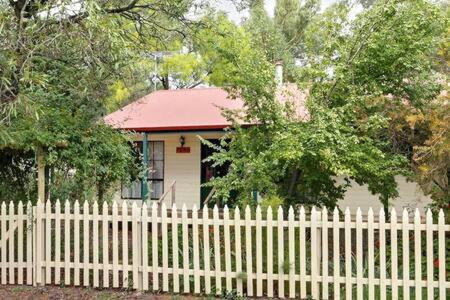 Auburn Hideaway - Accommodation Broadbeach 0