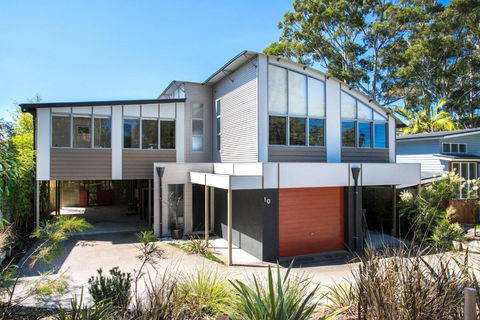 Aurora - Accommodation Broadbeach 0