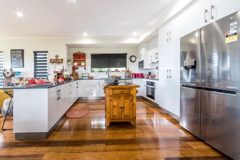 Austinmer - Cannonvale - Accommodation Broadbeach 0