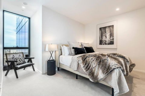 Australia 108 Skyhigh Luxury With Sweeping Views - Accommodation Broadbeach 0
