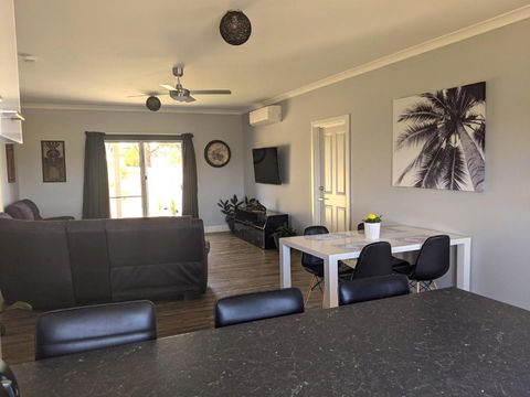 Australian Wildlife At Your Door - Accommodation Broadbeach 4