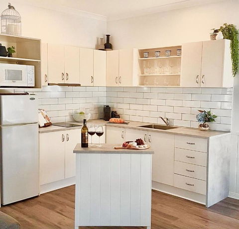 Autumn Beauty - Mountain View Cottage 3 - Accommodation Broadbeach 2