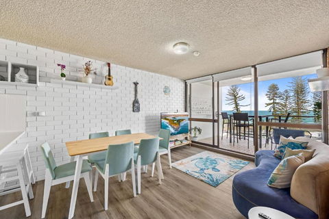Avalon On Alex Beach 2 Bedroom Apartment - Accommodation Broadbeach 0